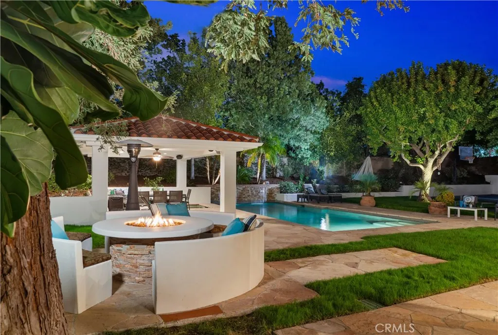 Calabasas, California 91302, United States, 5 Bedrooms Bedrooms, ,5 BathroomsBathrooms,Residential,Active,241672