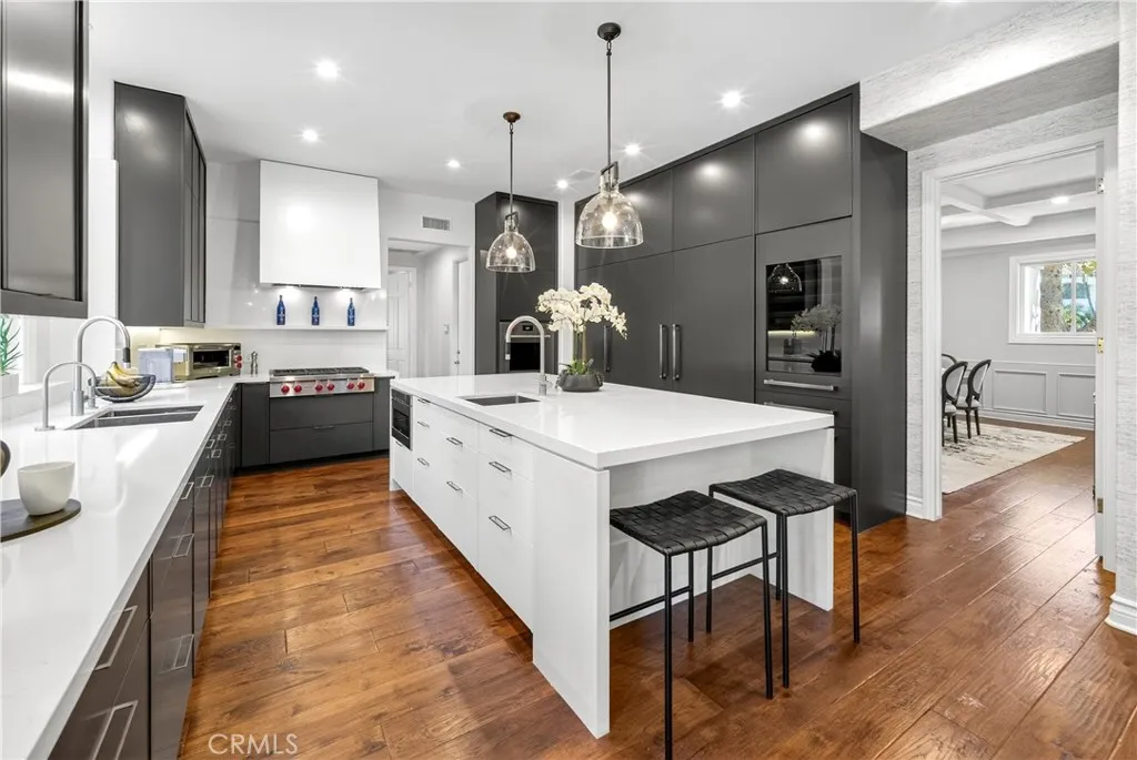 Calabasas, California 91302, United States, 5 Bedrooms Bedrooms, ,5 BathroomsBathrooms,Residential,Active,241672