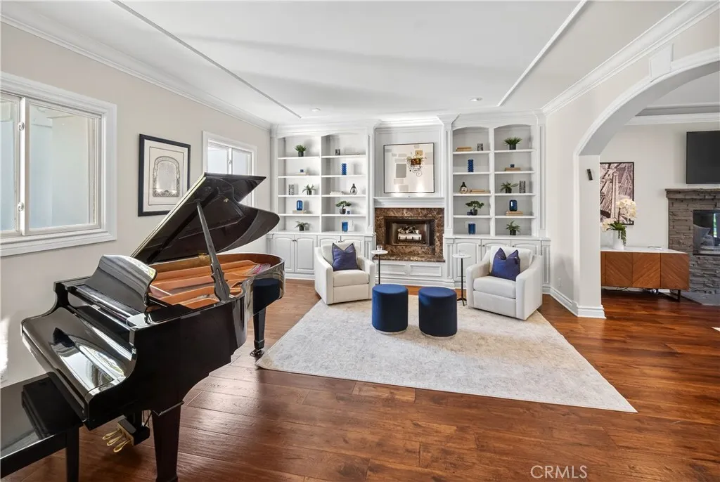 Calabasas, California 91302, United States, 5 Bedrooms Bedrooms, ,5 BathroomsBathrooms,Residential,Active,241672