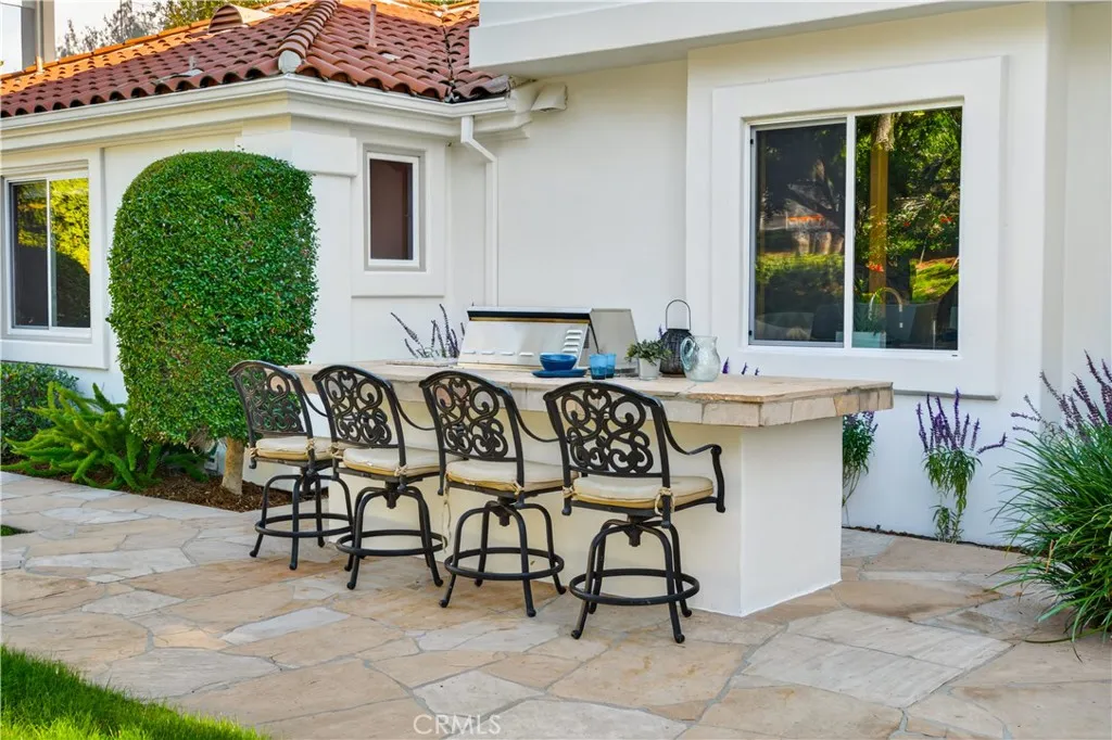 Calabasas, California 91302, United States, 5 Bedrooms Bedrooms, ,5 BathroomsBathrooms,Residential,Active,241672