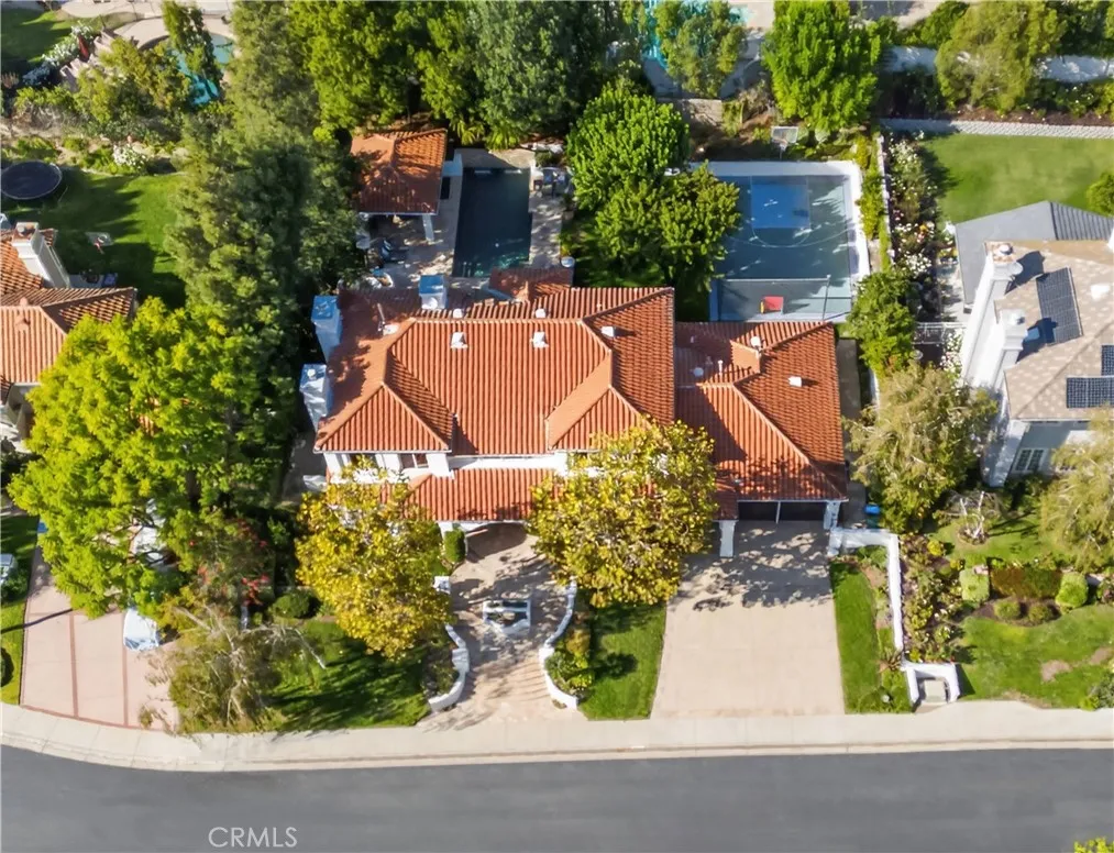 Calabasas, California 91302, United States, 5 Bedrooms Bedrooms, ,5 BathroomsBathrooms,Residential,Active,241672