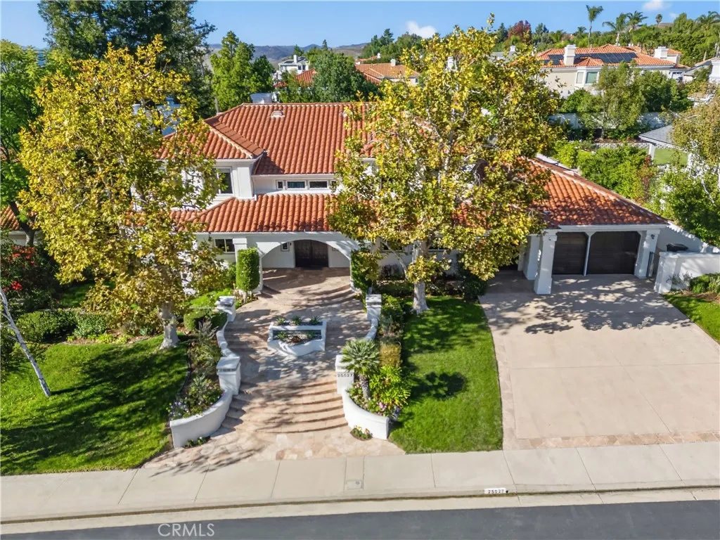 Calabasas, California 91302, United States, 5 Bedrooms Bedrooms, ,5 BathroomsBathrooms,Residential,Active,241672