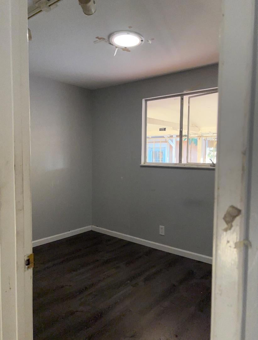 185 N White Road