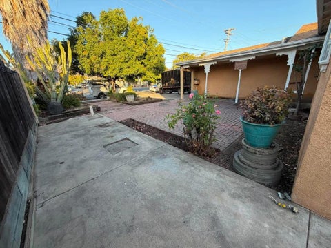 Photo of 185 N White Road, San Jose, CA 95127 (MLS # ML82059851)