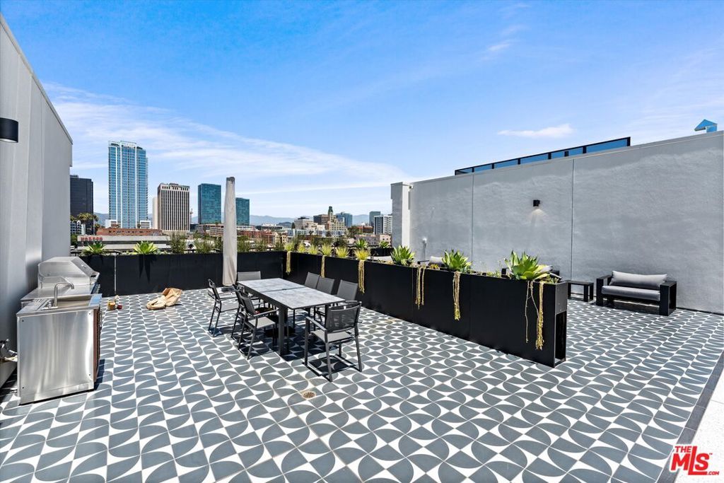 listing image 130722142578763121904