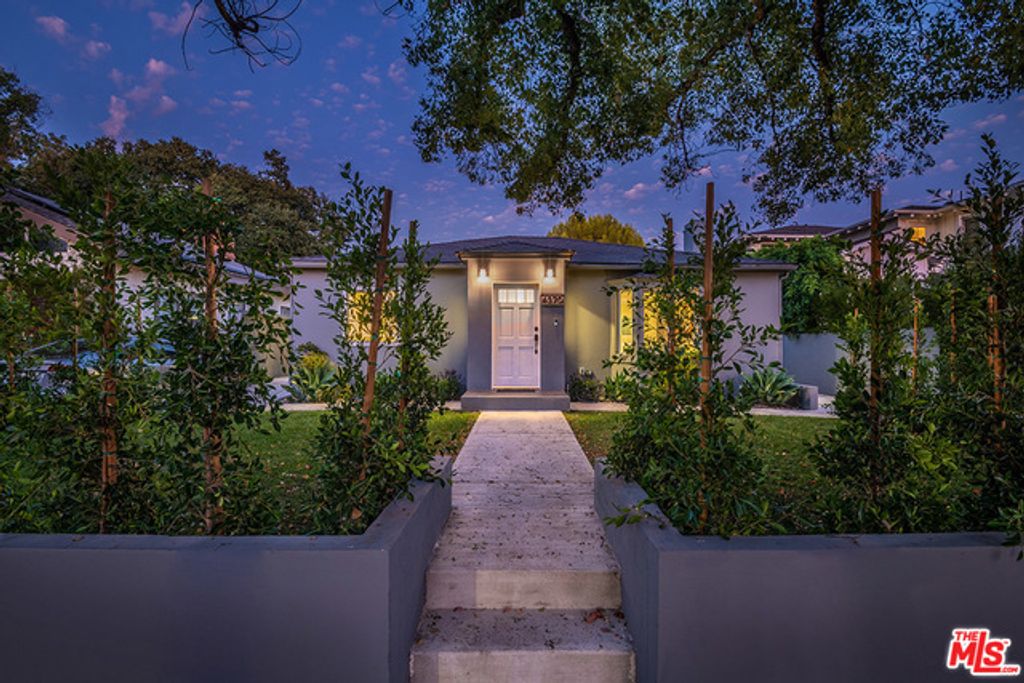 listing image 130720436035984219899