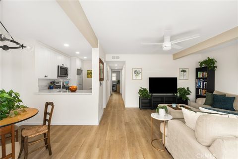 16 Oval 56 Irvine CA 92604