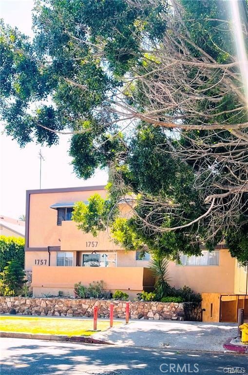 1757 N Normandie Avenue 8