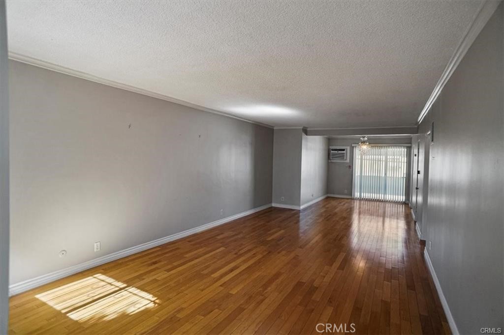 1757 N Normandie Avenue 8