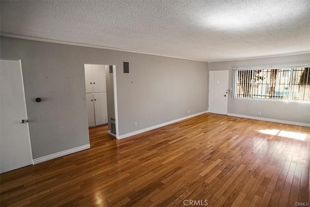 1757 N Normandie Avenue 8