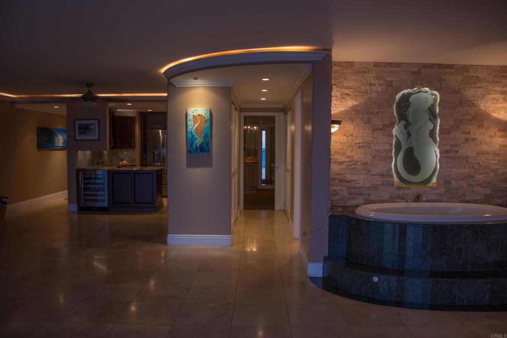 1200 N Harbor Drive 15B