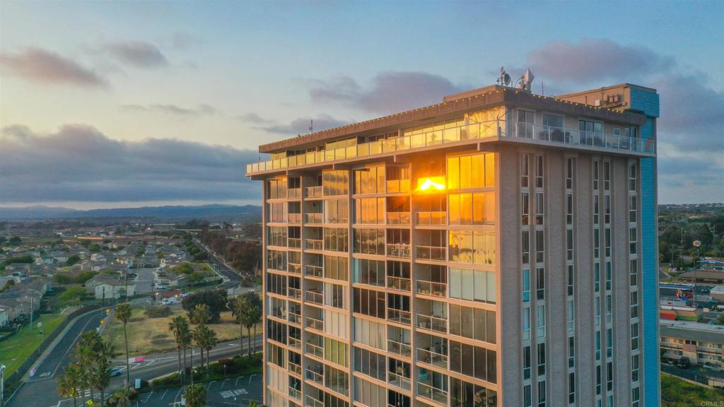 1200 N Harbor Drive 15B