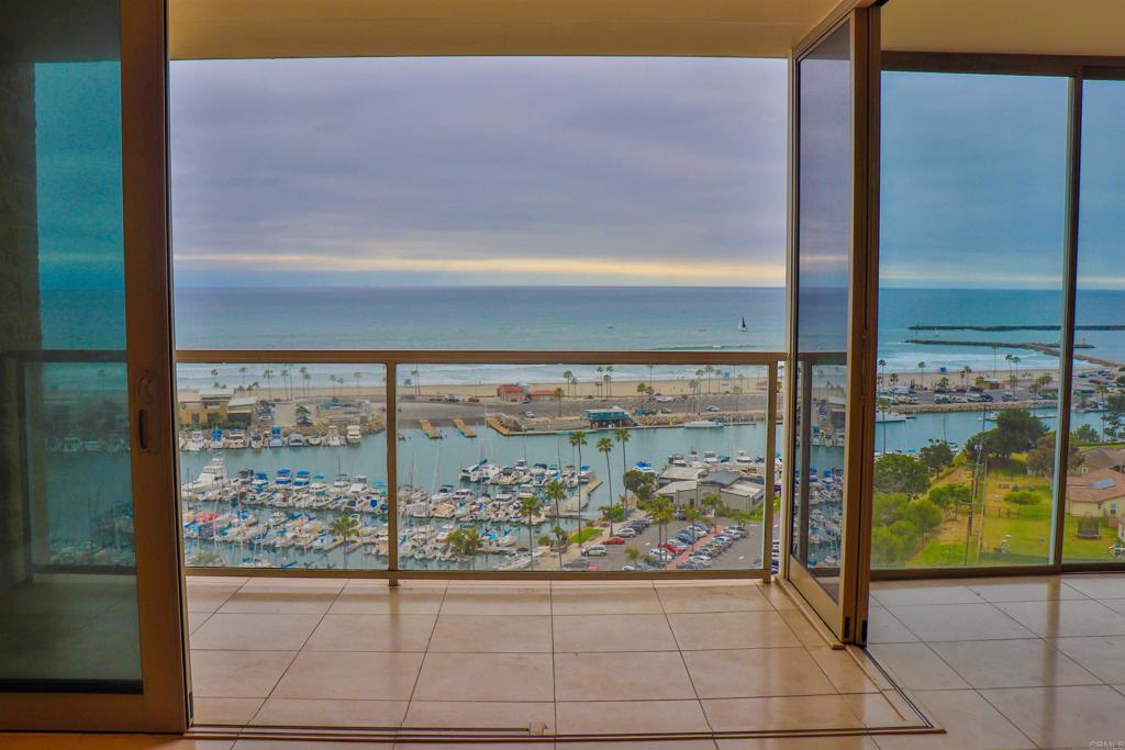 1200 N Harbor Drive 15B