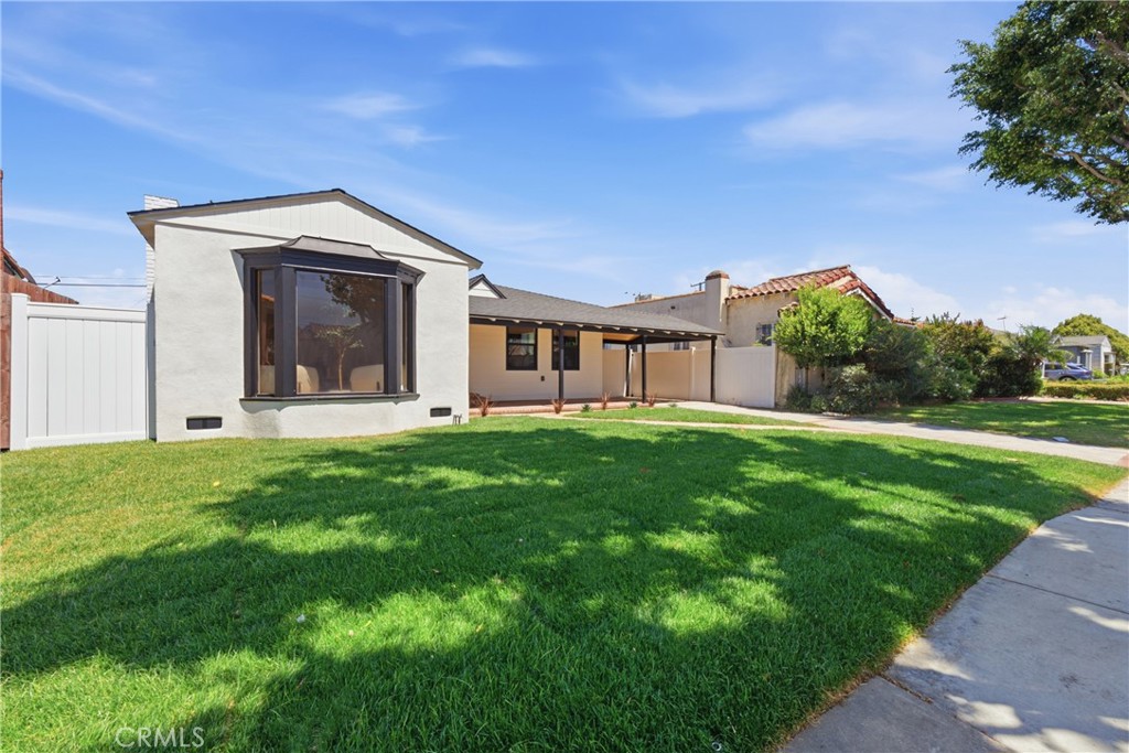 8104 S 2nd