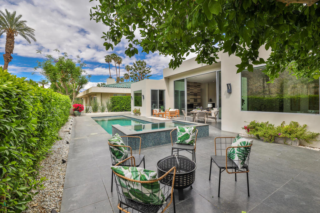 Indian Wells C.C. - Residential