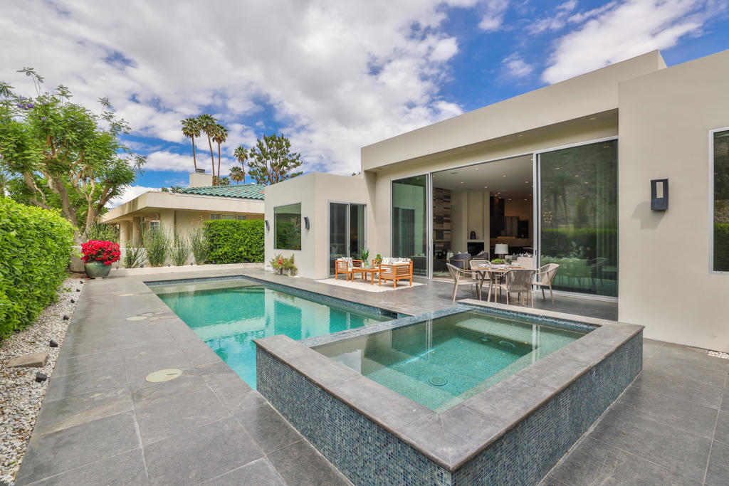 Indian Wells C.C. - Residential