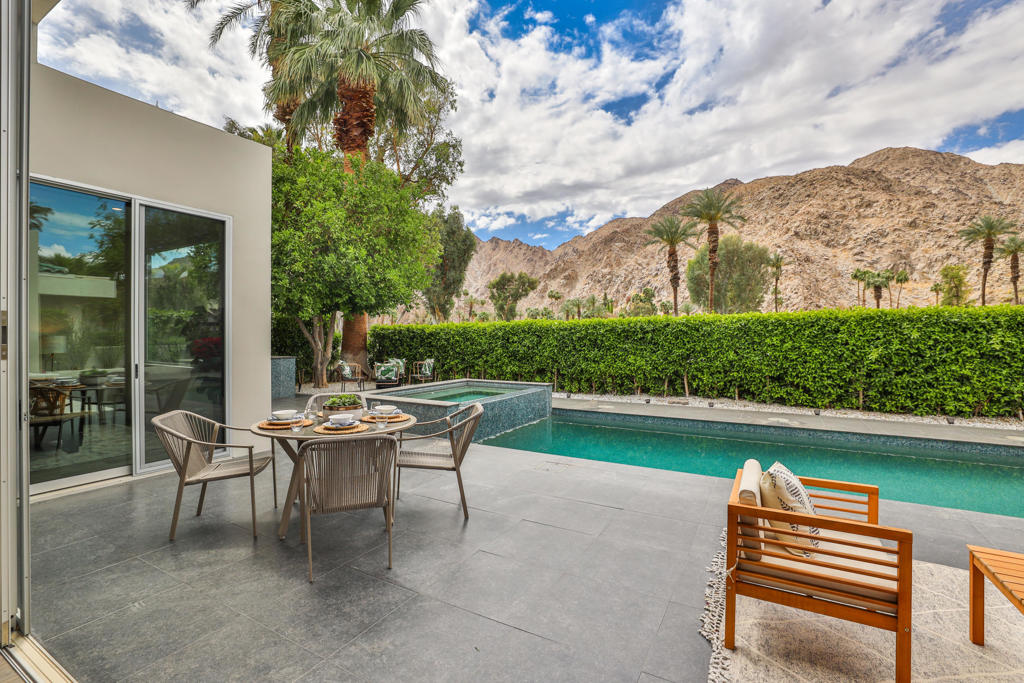 Indian Wells C.C. - Residential