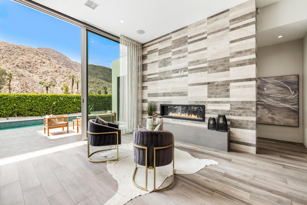 Indian Wells C.C. - Residential