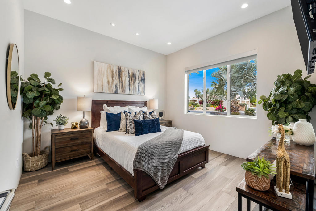 Indian Wells C.C. - Residential