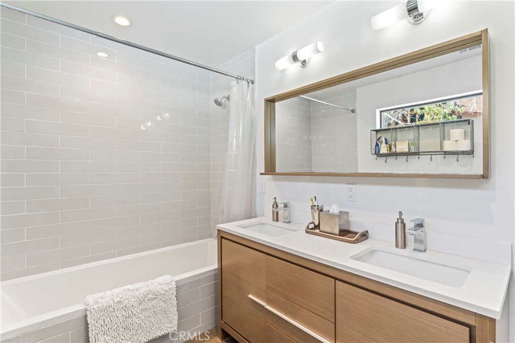 Green Valley Lake (GVLK) - Residential