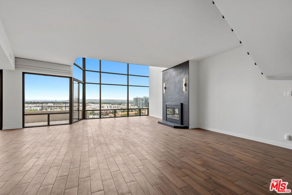 4337 Marina City Drive PH42