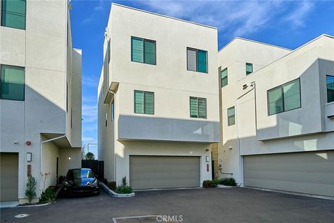 2174 PEARL WALK Gardena CA 90249