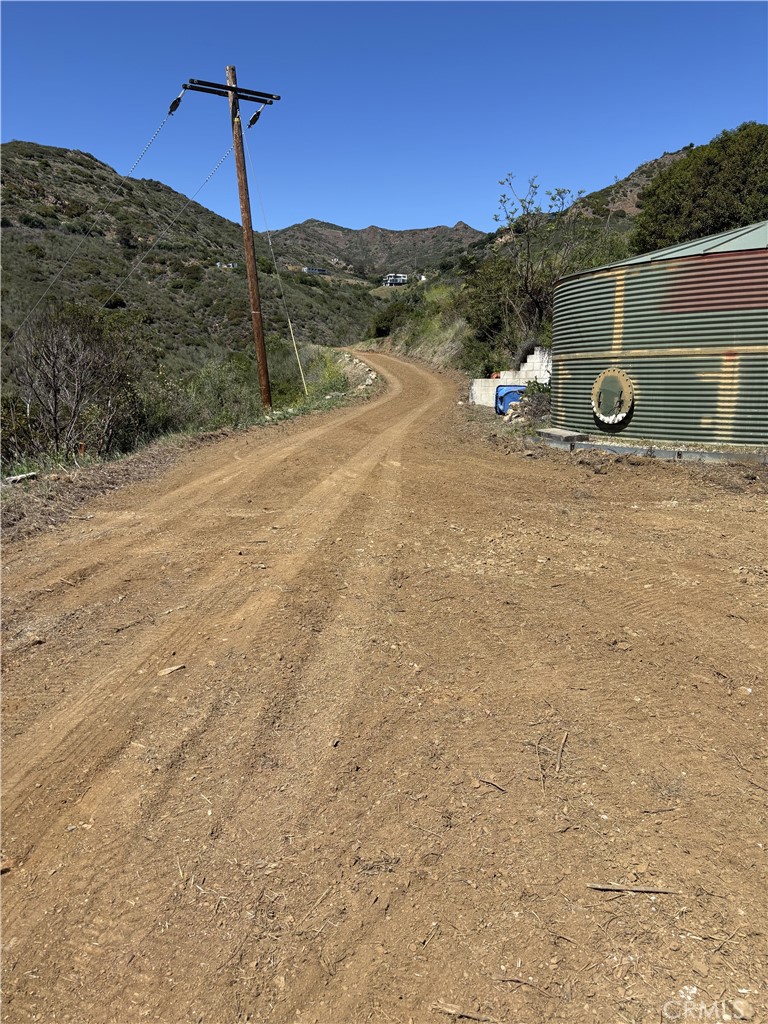 12110 Yellow Hill