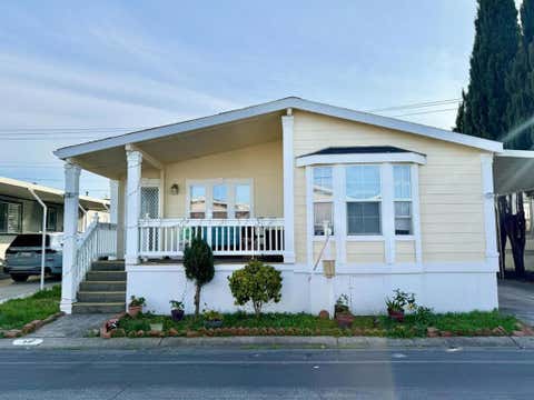 Photo of 1225 Vienna DR #32, Sunnyvale, CA 94089 (MLS # ML82052792)