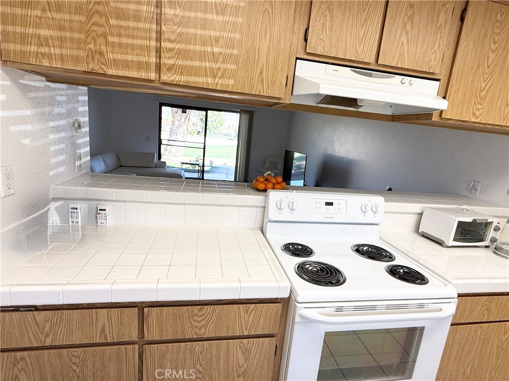 Palm Desert Resort CC (32418) - Residential