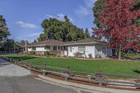 Photo of 1385 Fremont Avenue, Los Altos, CA 94024 (MLS # ML82065934)