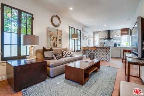 Photo of 1574 Murray Drive, Los Angeles, CA 90026 (MLS # 26862681)