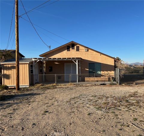 30881 Pawnee B Lucerne Valley CA 92356