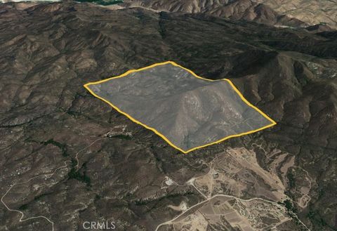 32344 Red Mountain Road Hemet CA 92544