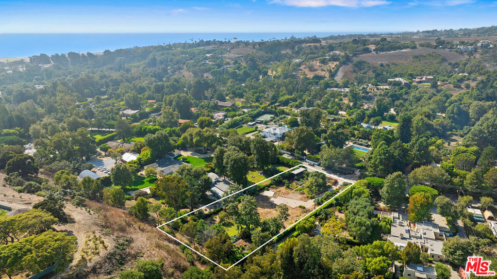 6132 Bonsall Drive