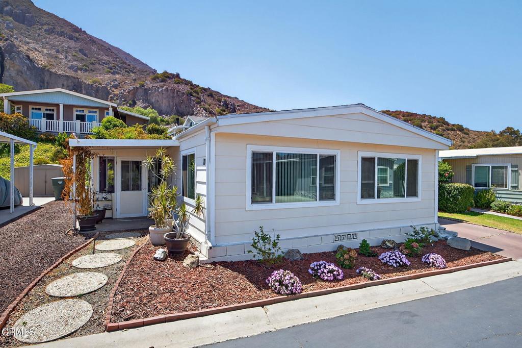 Camarillo Springs MHP - 3883 - Residential