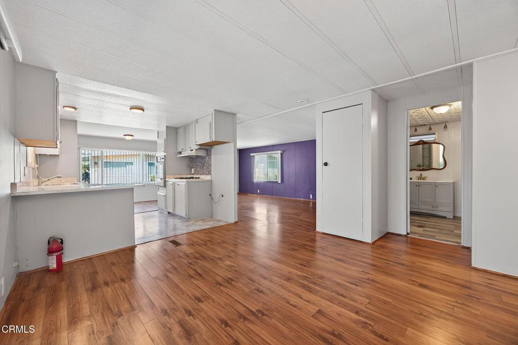 Camarillo Springs MHP - 3883 - Residential