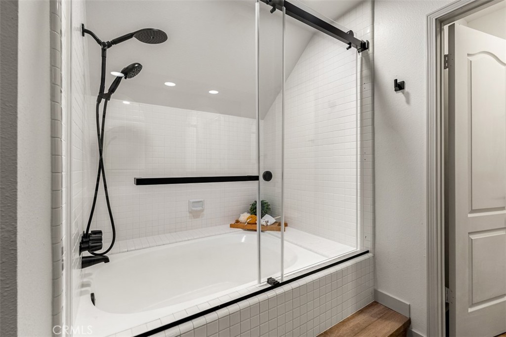 Oxford Court (OC) - Residential