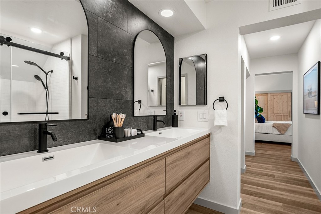 Oxford Court (OC) - Residential