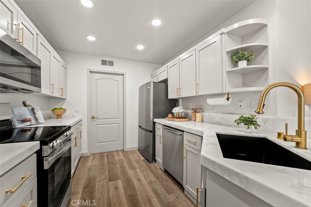 Oxford Court (OC) - Residential