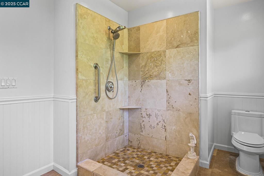 CARRIAGE SQUARE - Residential