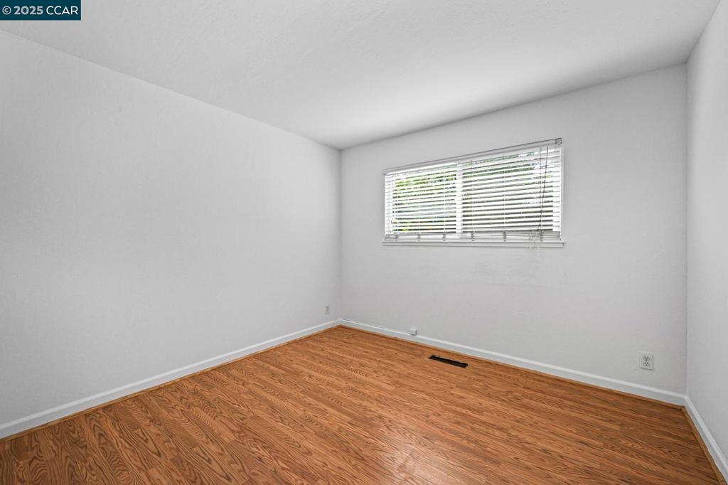 CARRIAGE SQUARE - Residential