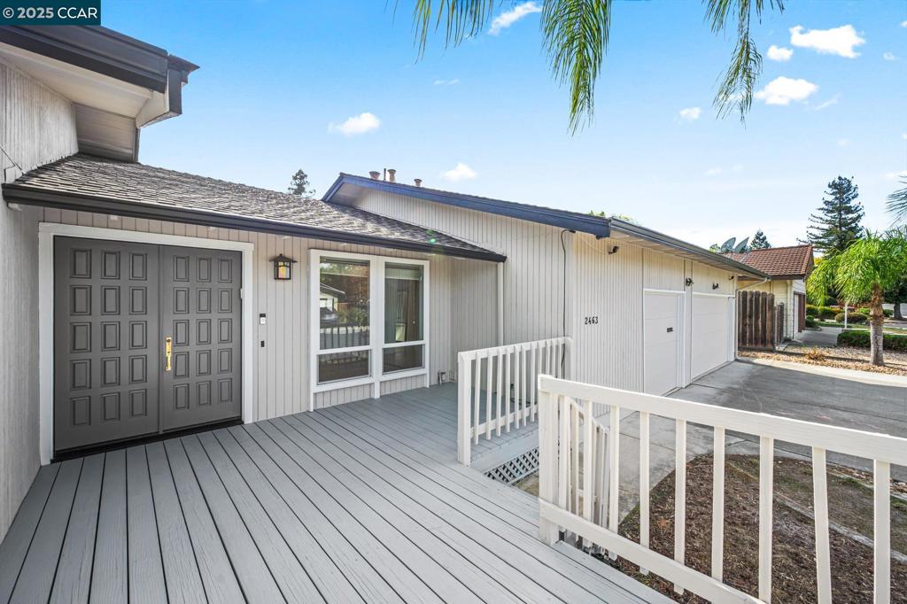 CARRIAGE SQUARE - Residential