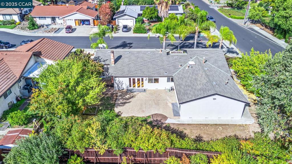 CARRIAGE SQUARE - Residential