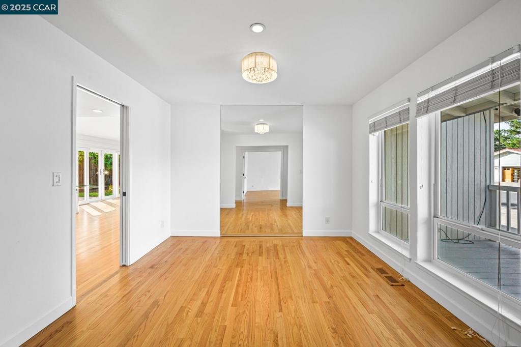 CARRIAGE SQUARE - Residential