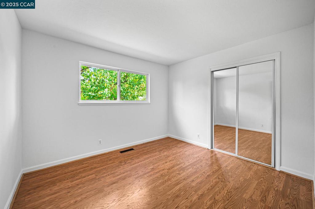 CARRIAGE SQUARE - Residential