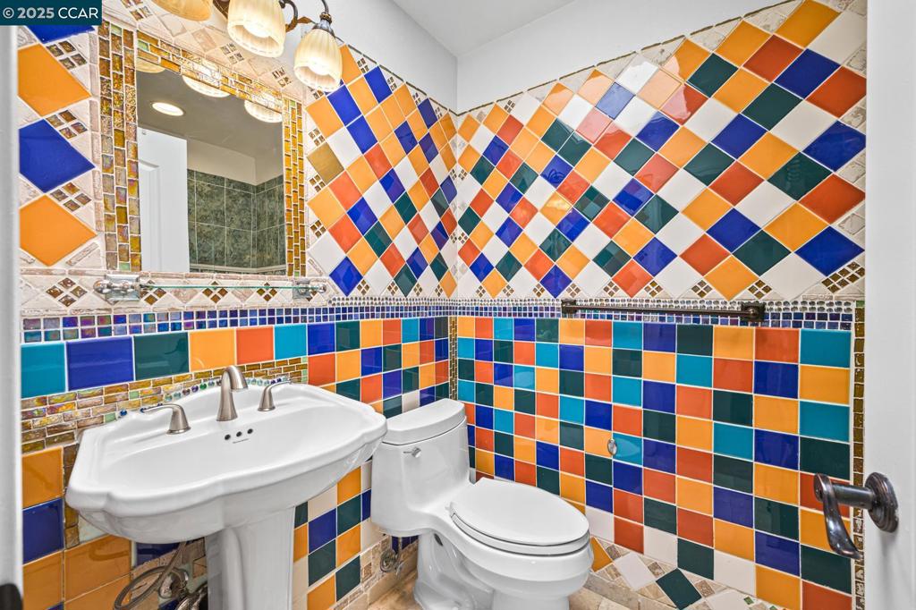 CARRIAGE SQUARE - Residential