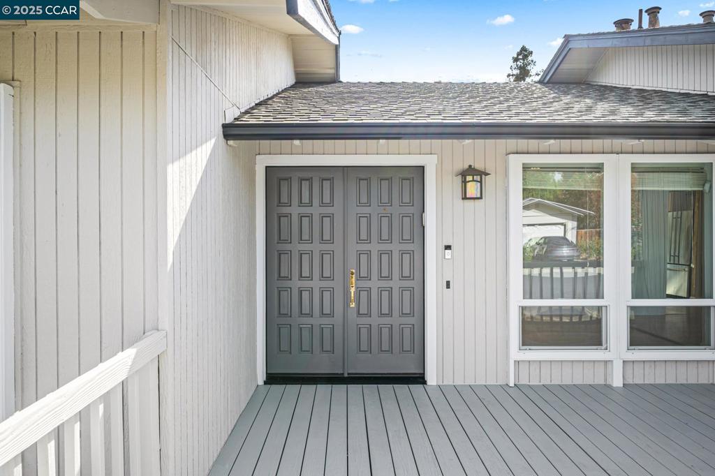 CARRIAGE SQUARE - Residential