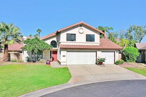 Photo of 49035 Serenata Court, La Quinta, CA 92253 (MLS # 219136293DA)