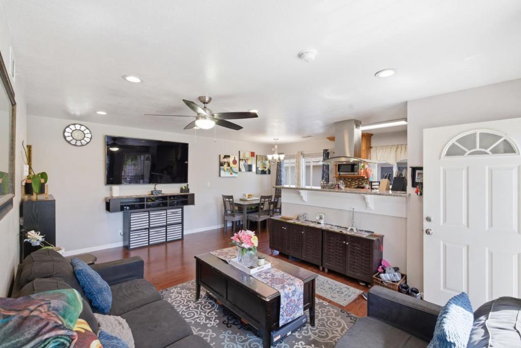 5630 Allen Avenue 4