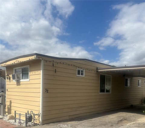 Photo of 18035 Soledad Canyon Rd RD #32, Canyon Country, CA 91387 (MLS # SR26097213)
